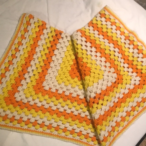 Candy-corn colored afghan - Picture 7 of 8